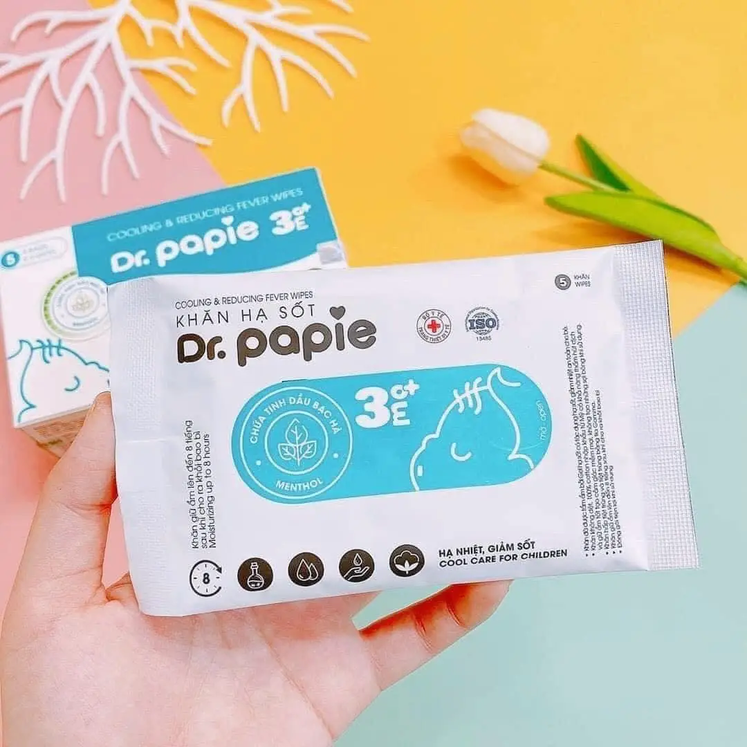 Khăn lau hạ sốt Dr.papie 3m+